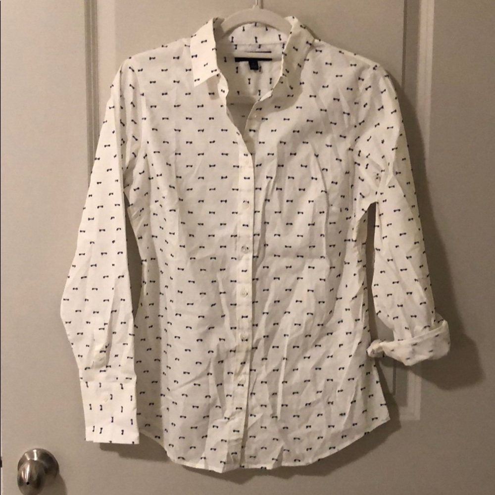 Banana Republic fitted button down